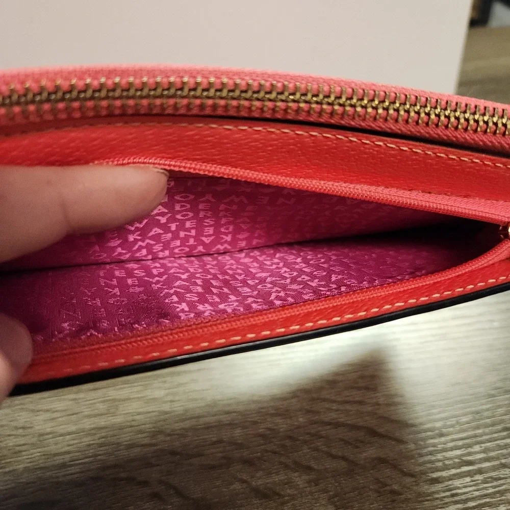 Kate Spade Leather Wristlet Wallet‎ Layton Wellesley WLRU1779 Bright Hot Pink